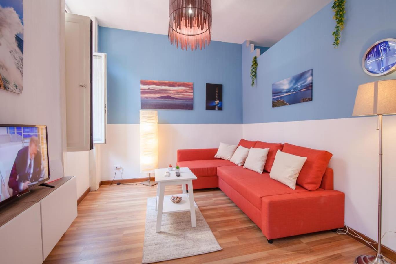 Apartment La Casetta Di Antonella Centro Storico Chiaia Naples